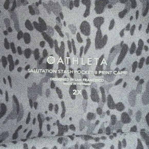 ATHLETA Salutation Stash Capri II Leggings Liquid Tempest Violet Women’s 2X - Picture 3 of 7